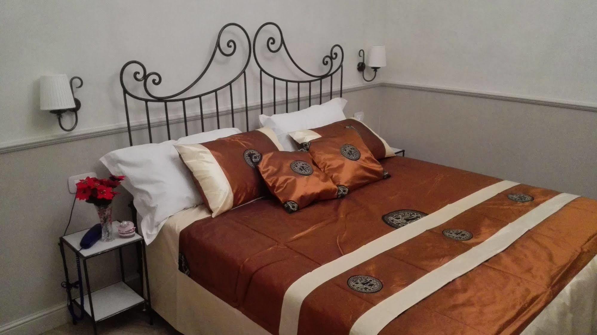 Residenza Cavallini Rome Luaran gambar
