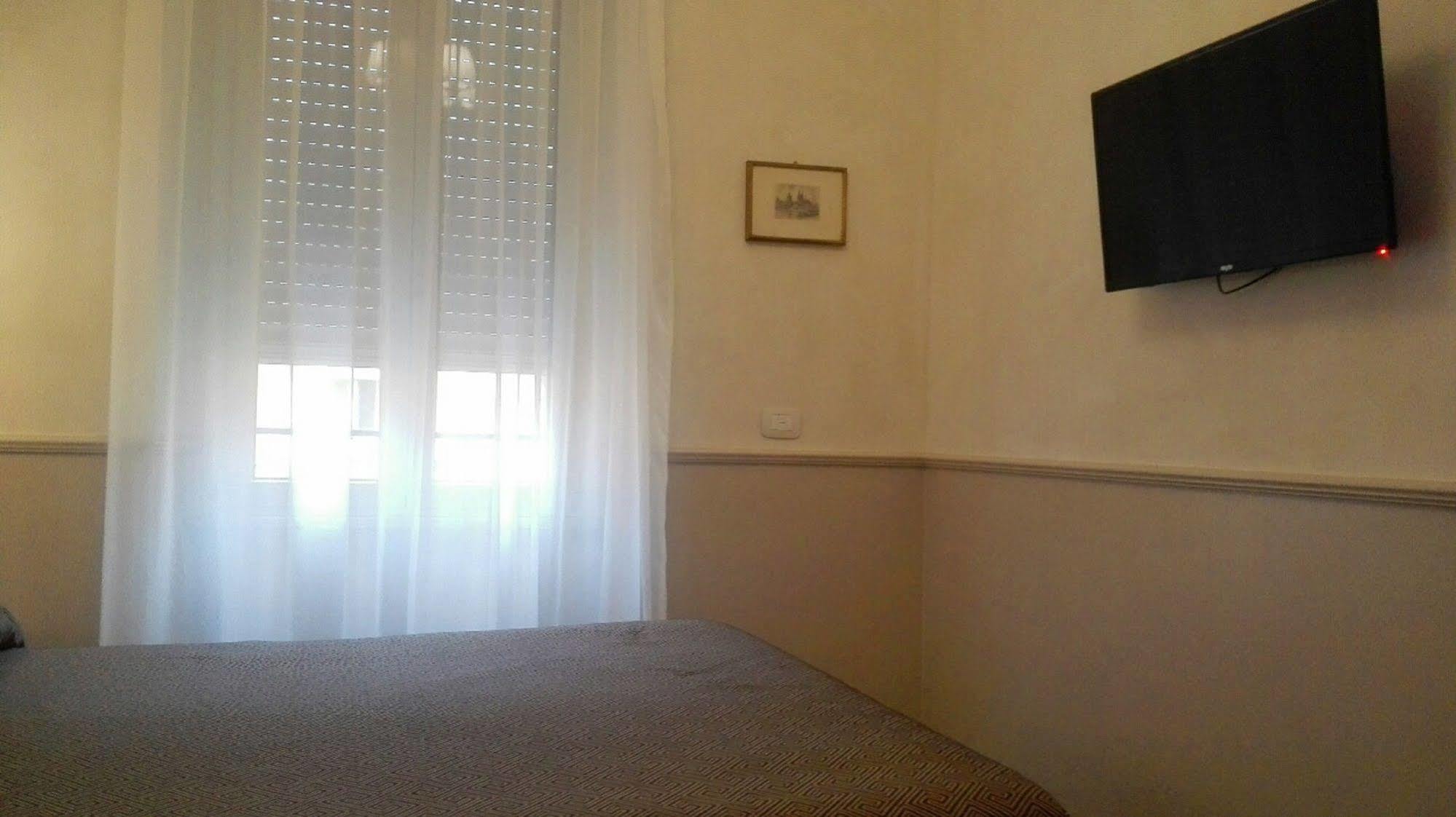 Residenza Cavallini Rome Luaran gambar